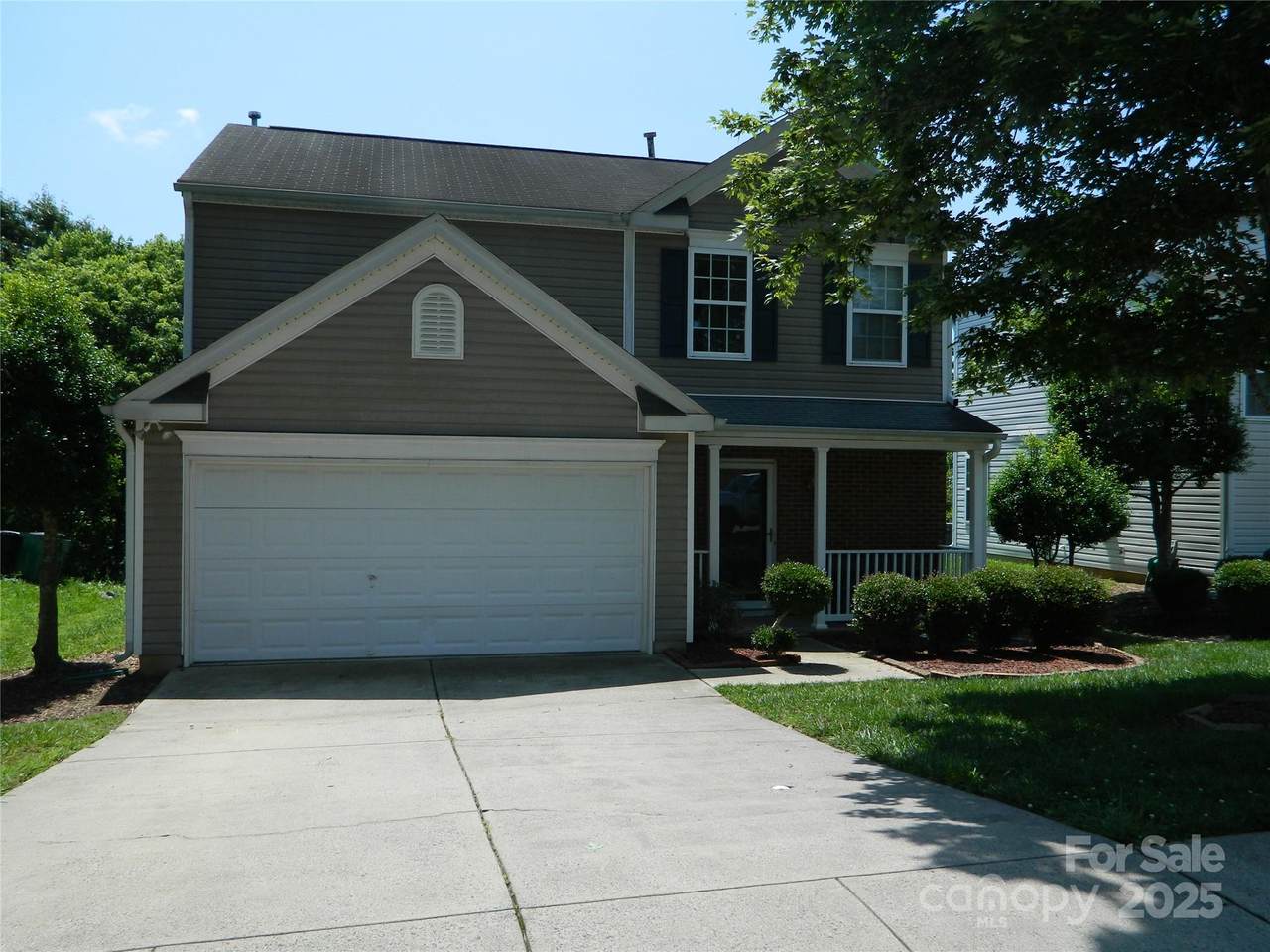 10516 Pickerel Lane - Photo 1