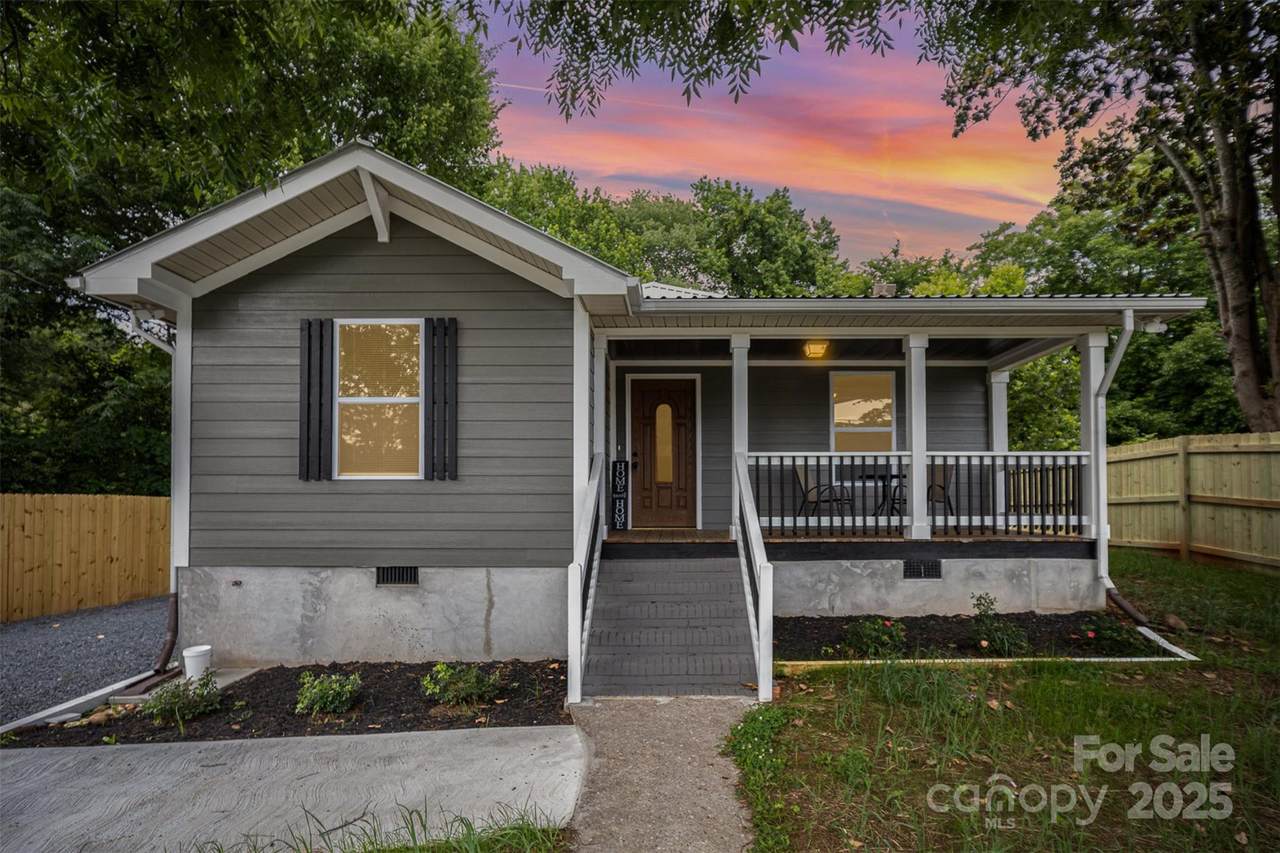 952 Salisbury Street - Photo 1