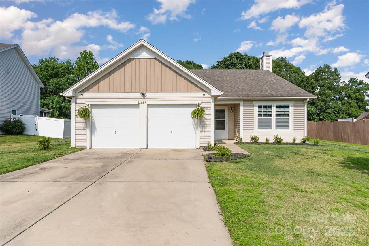 12829 Brandenburg Lane - Photo 1