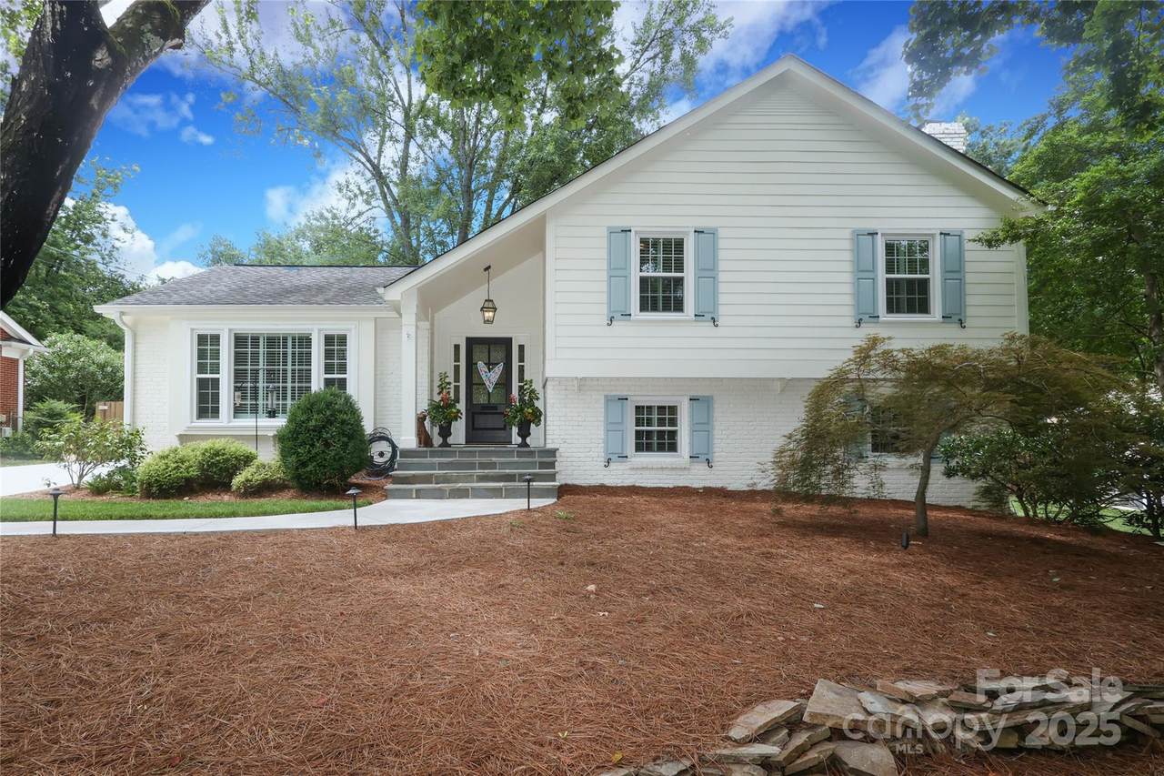 4126 Tyndale Avenue - Photo 1