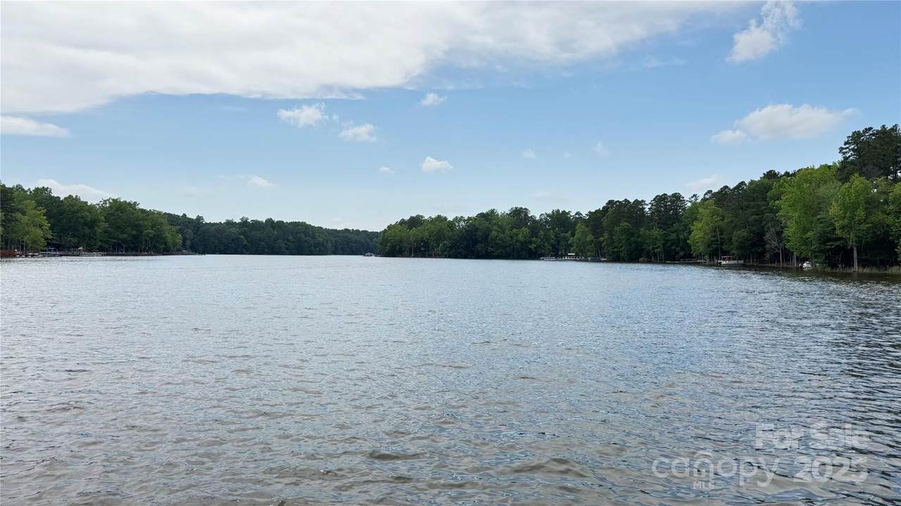 1053 Inlet Pointe Road - Photo 1