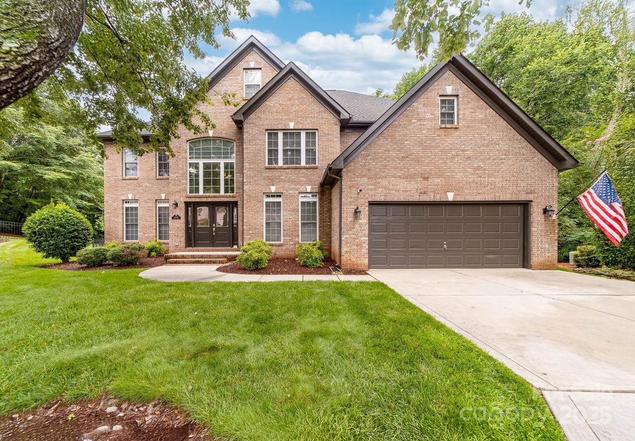 12002 Cobham Court - Photo 1
