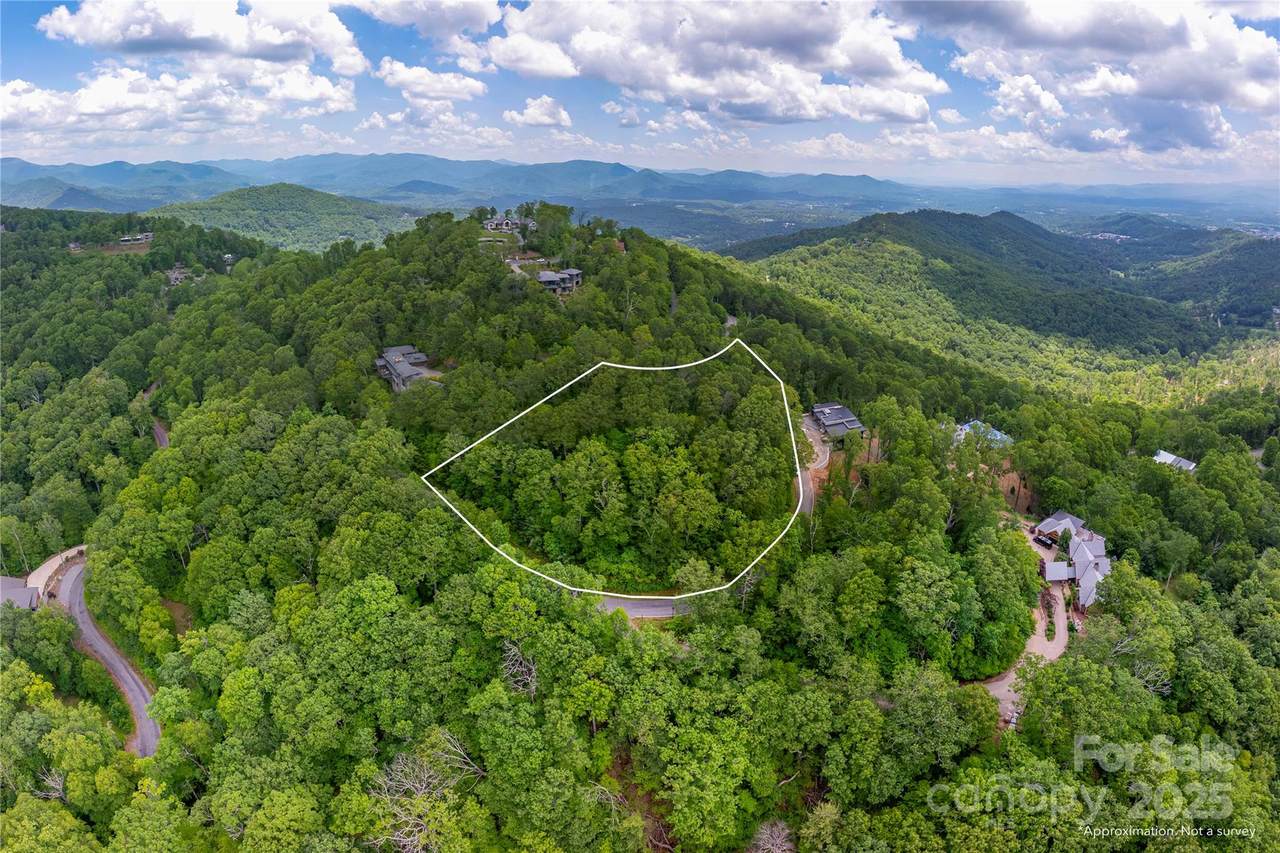 152 Skycliff Drive - Photo 1