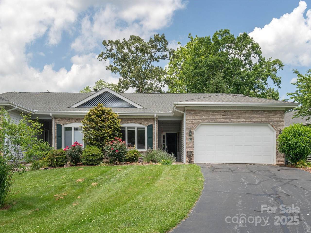 12 Country Meadows Lane - Photo 1