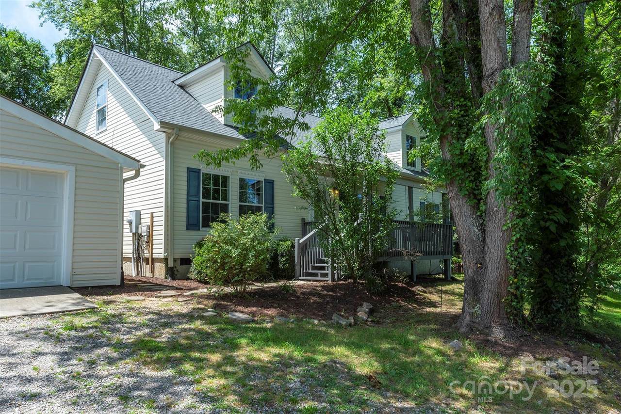 9 Everwood Drive - Photo 1