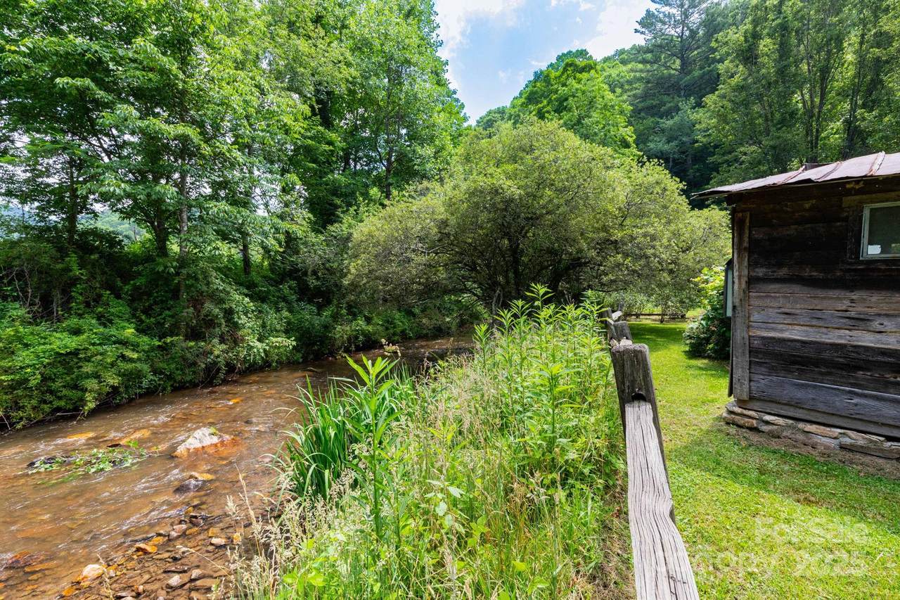 165 Mont Shook Drive - Photo 1