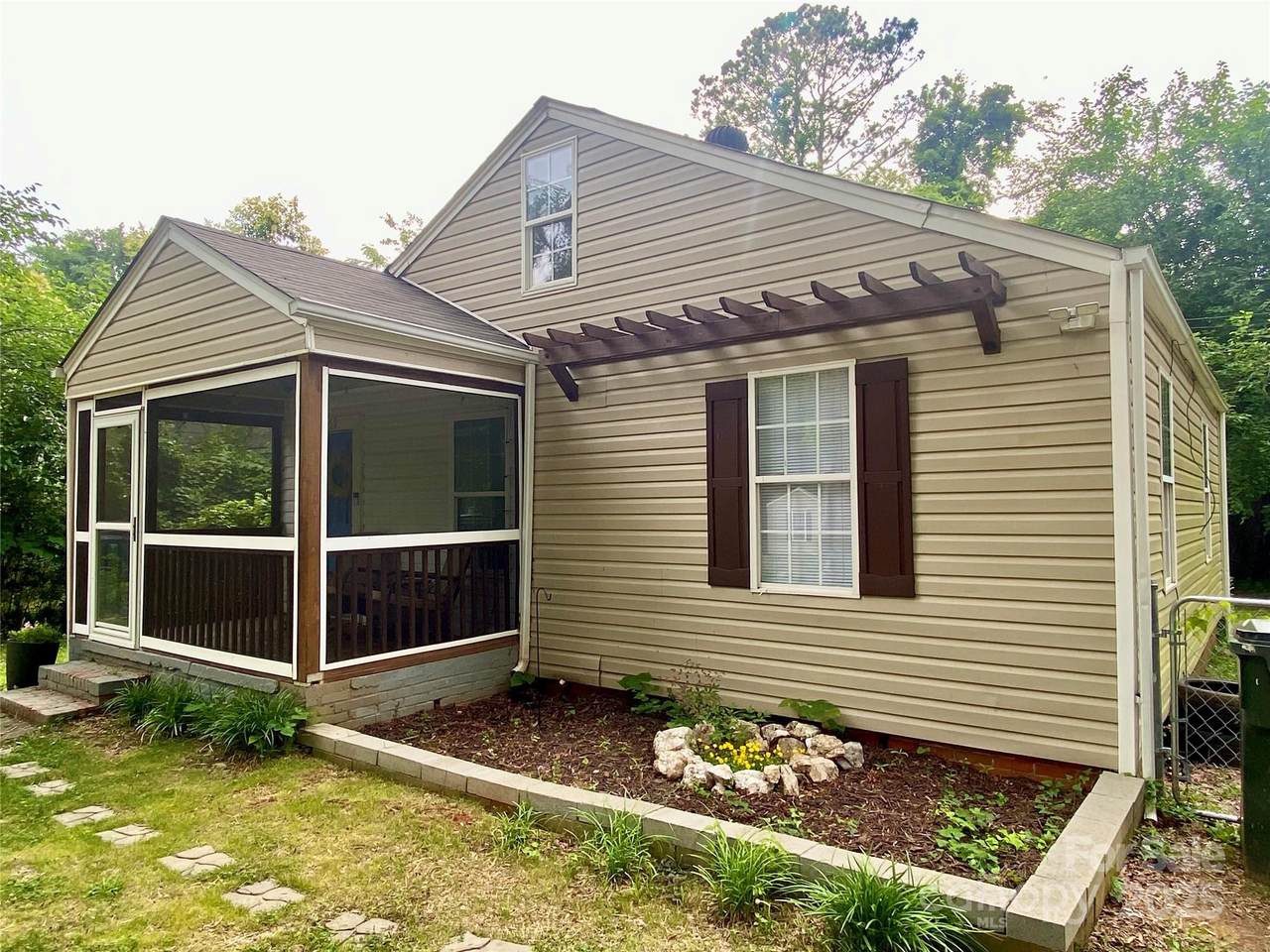 659 Annafrel Street - Photo 1