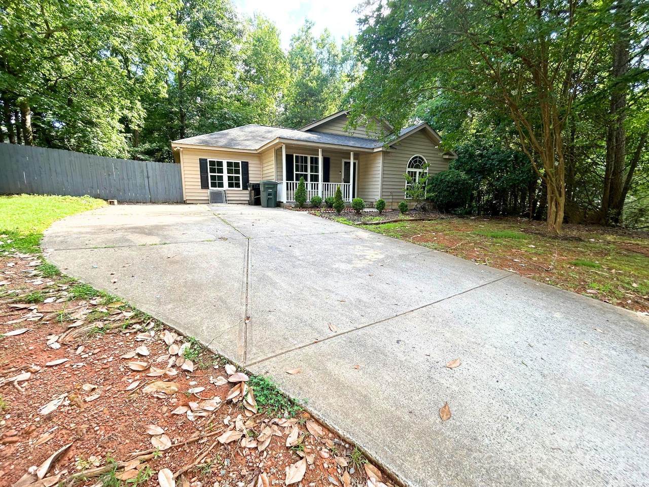3051 Dairy Farm Drive - Photo 1