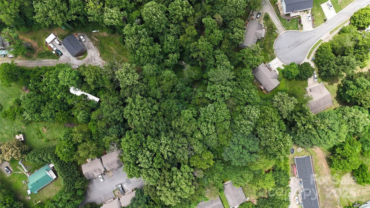 23 Maple Avenue - Photo 1