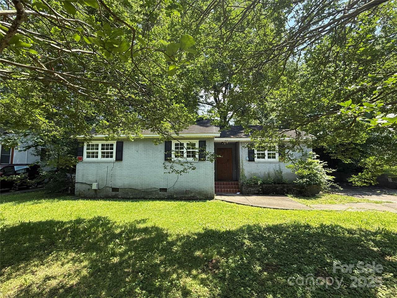 1317 Moretz Avenue - Photo 1