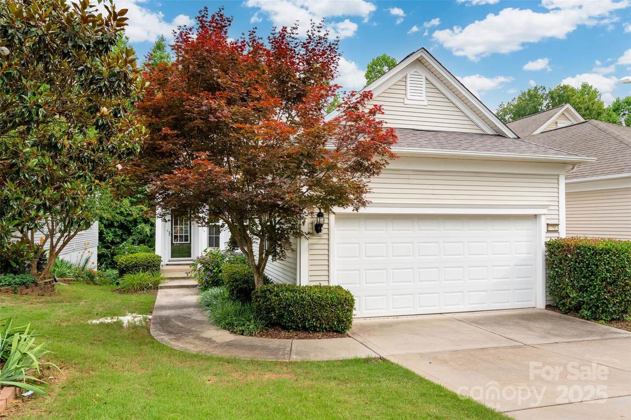 17513 Hawks View Drive - Photo 1