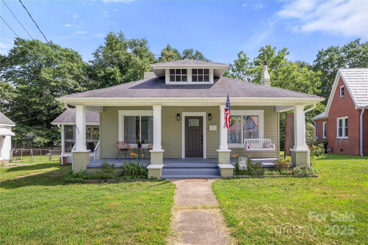 124 Marion Street - Photo 1