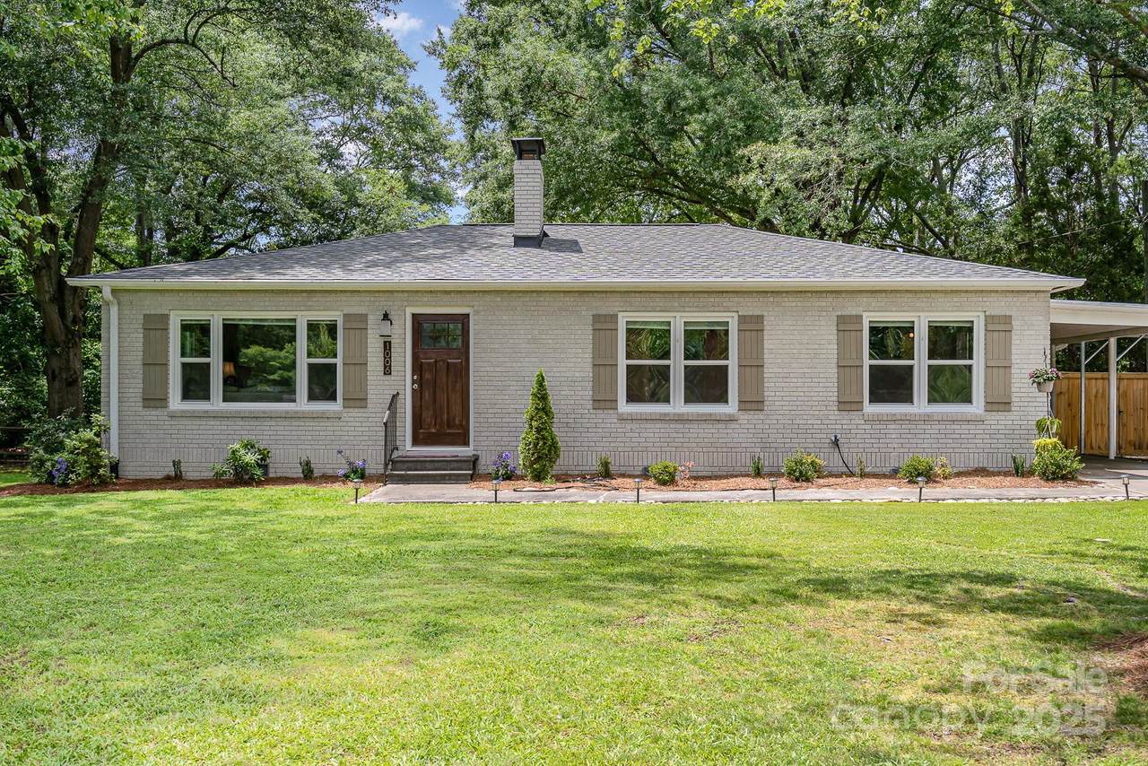 1006 Home Trail - Photo 1