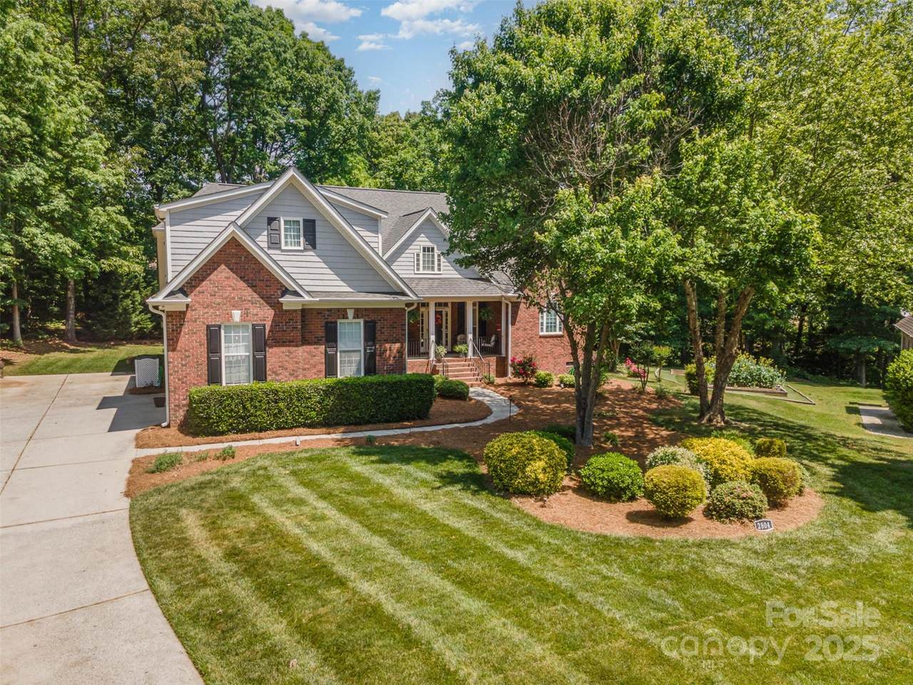 2804 Pulaski Drive - Photo 1