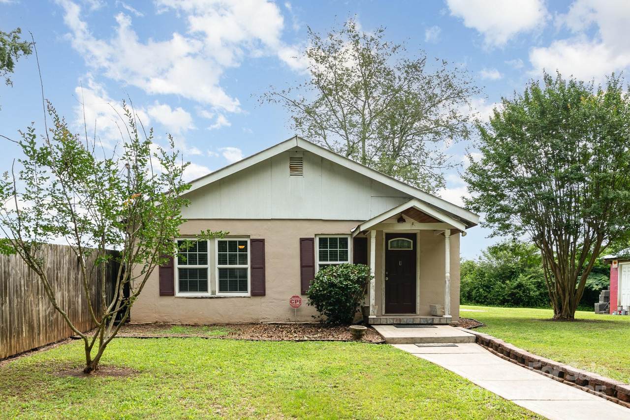 1145 Earl Road - Photo 1