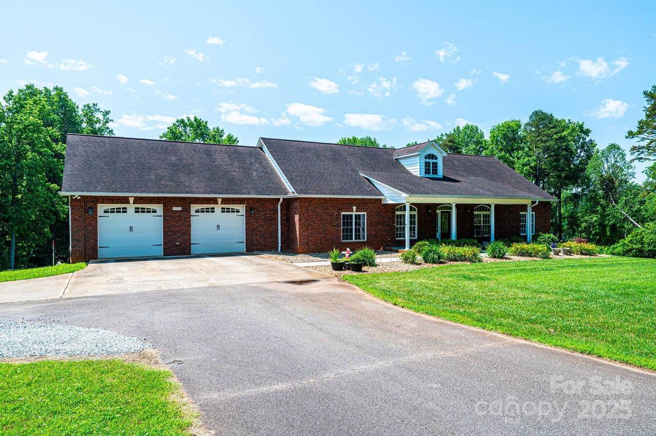 4010 Carlton Drive - Photo 1