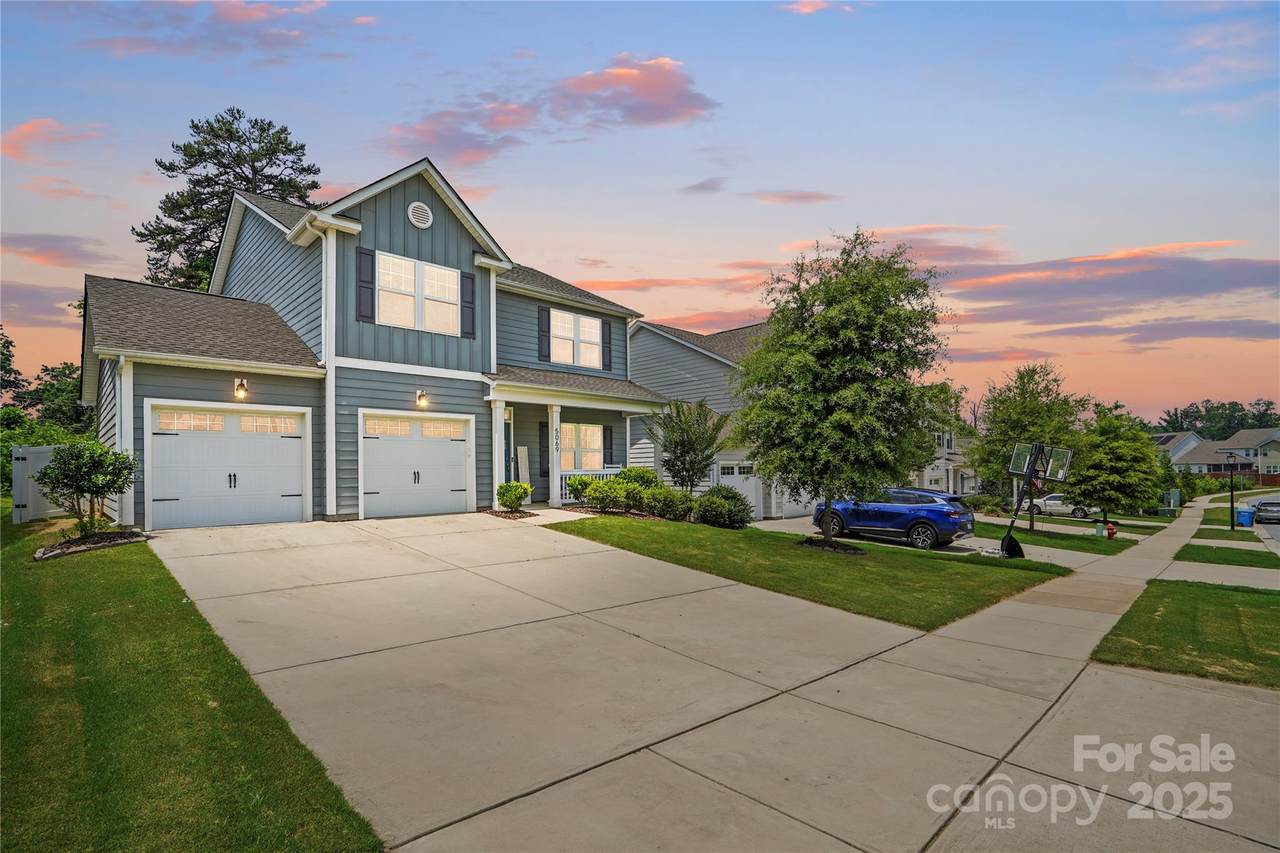 5069 Thomasville Drive - Photo 1