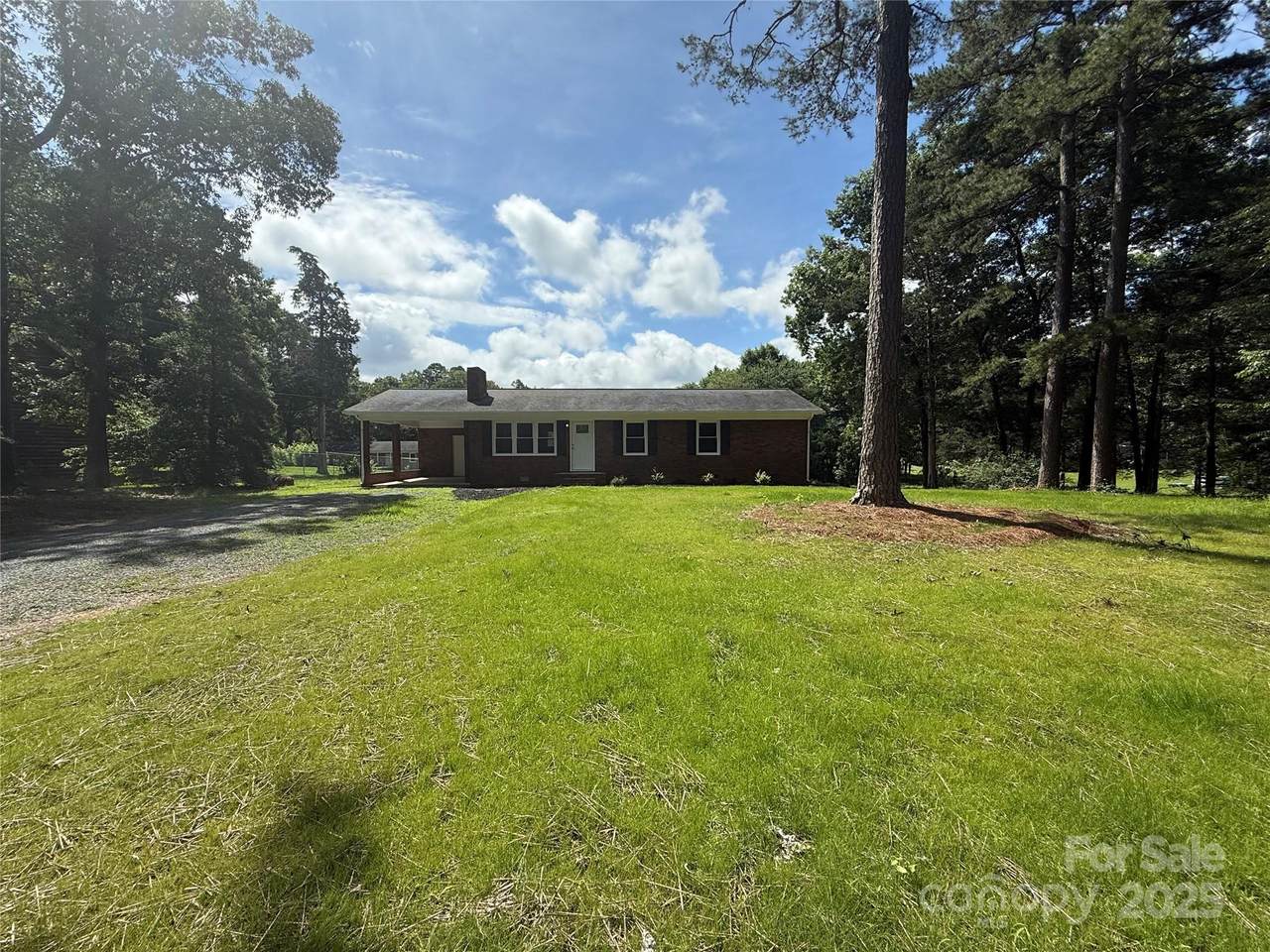 208 Winter Street - Photo 1