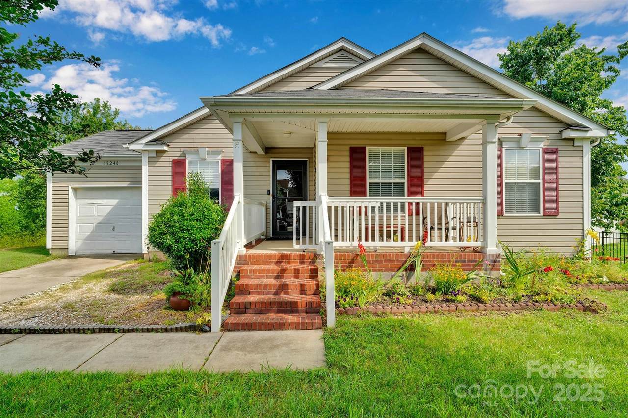 15248 Pangborn Place - Photo 1