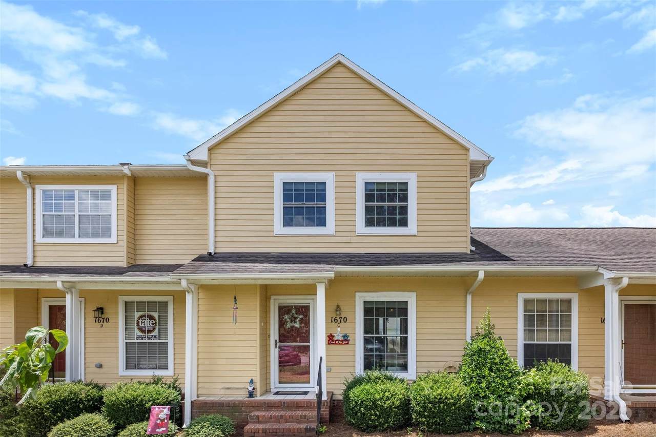 1670 Robins Nest Court - Photo 1