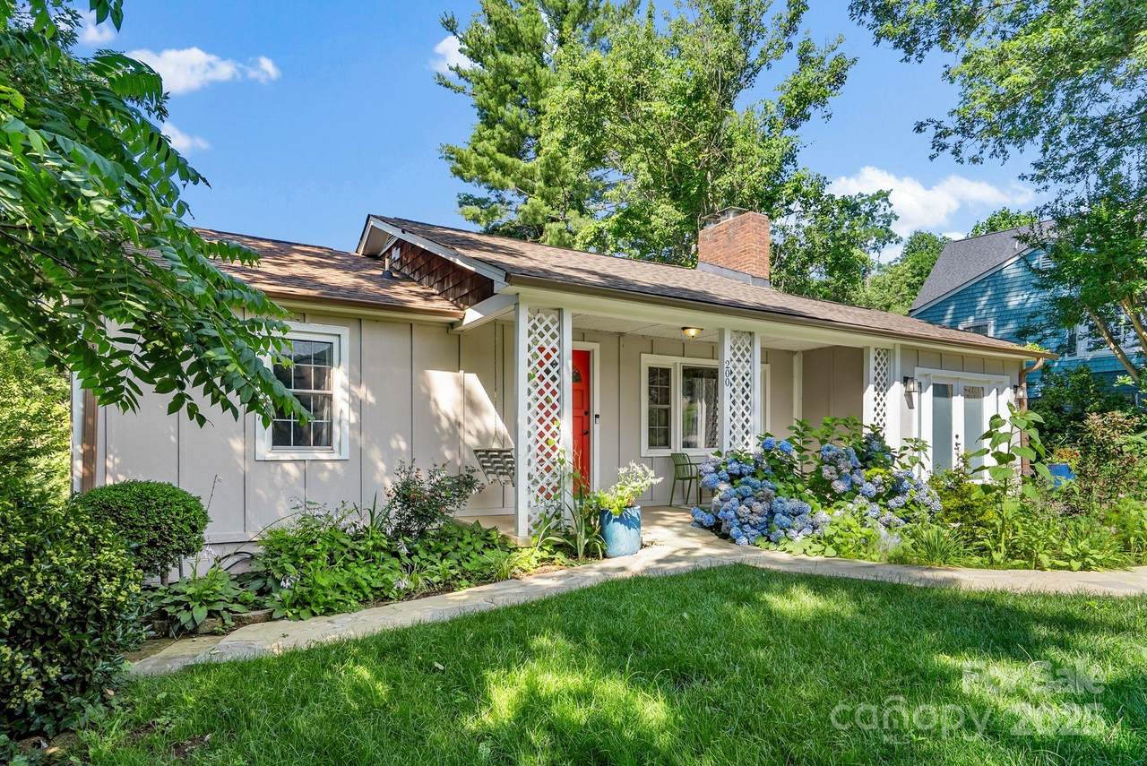 200 Aurora Drive - Photo 1