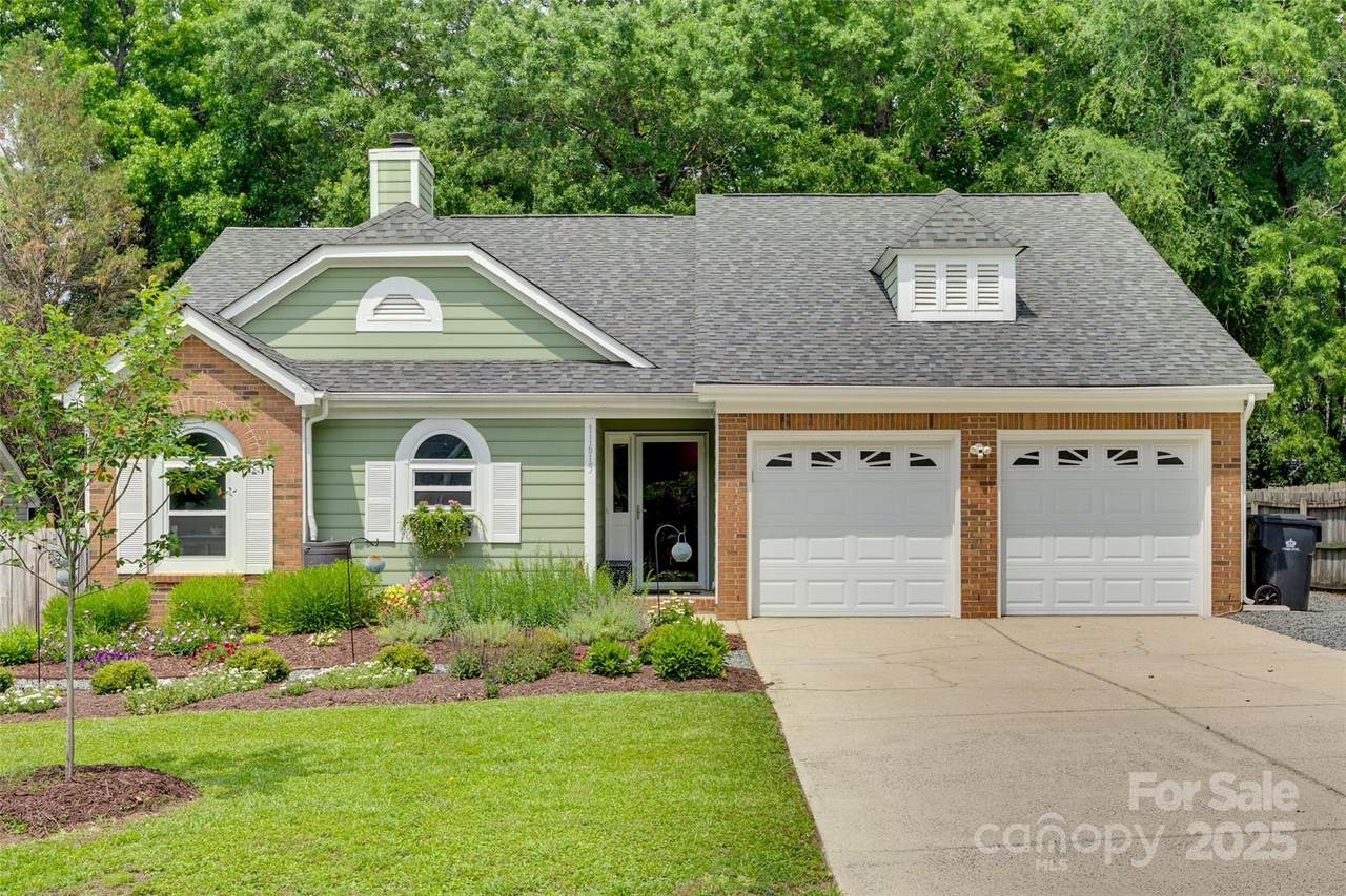 11615 Chadburn Lane - Photo 1