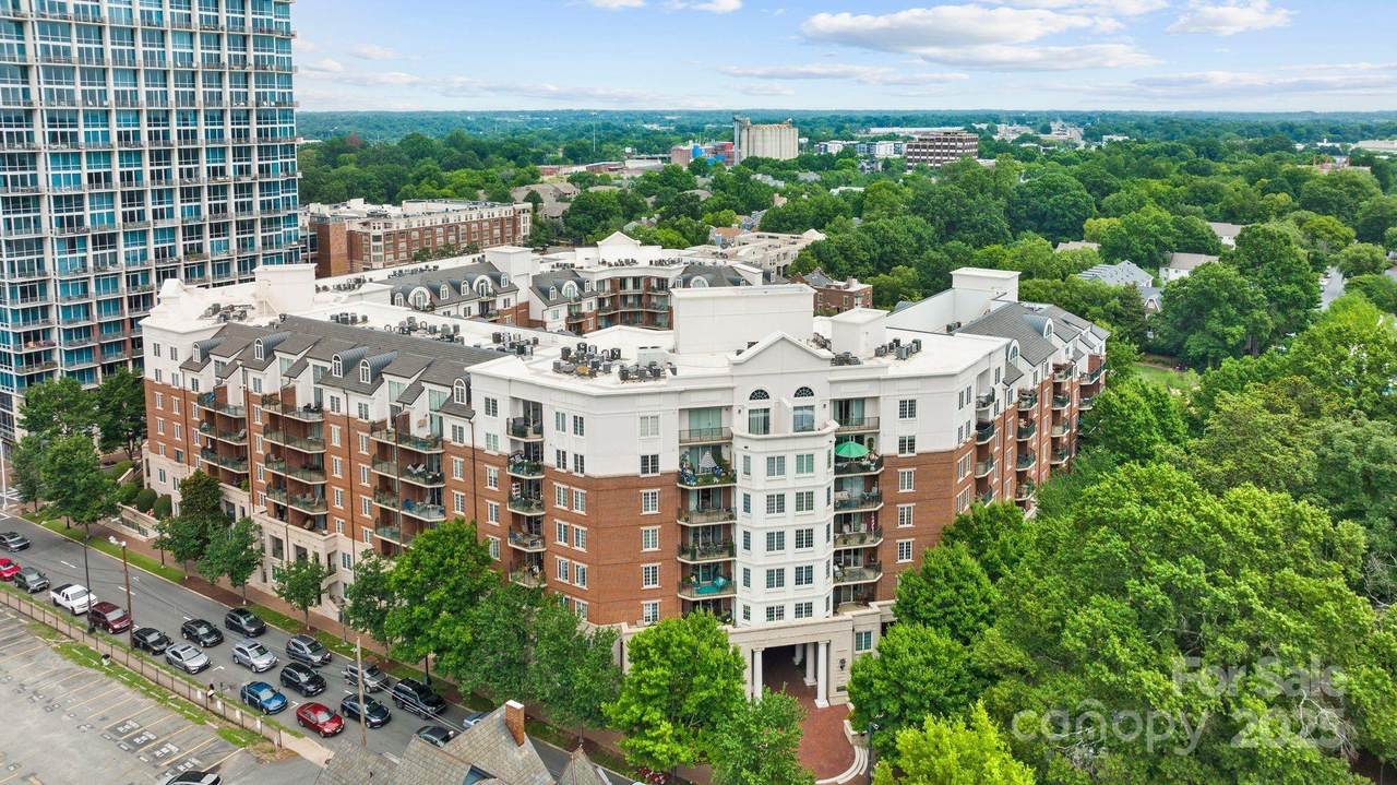 300 5th Street - Photo 1
