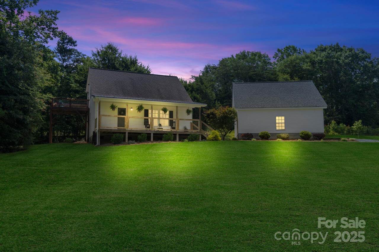 220 Plonk Road - Photo 1