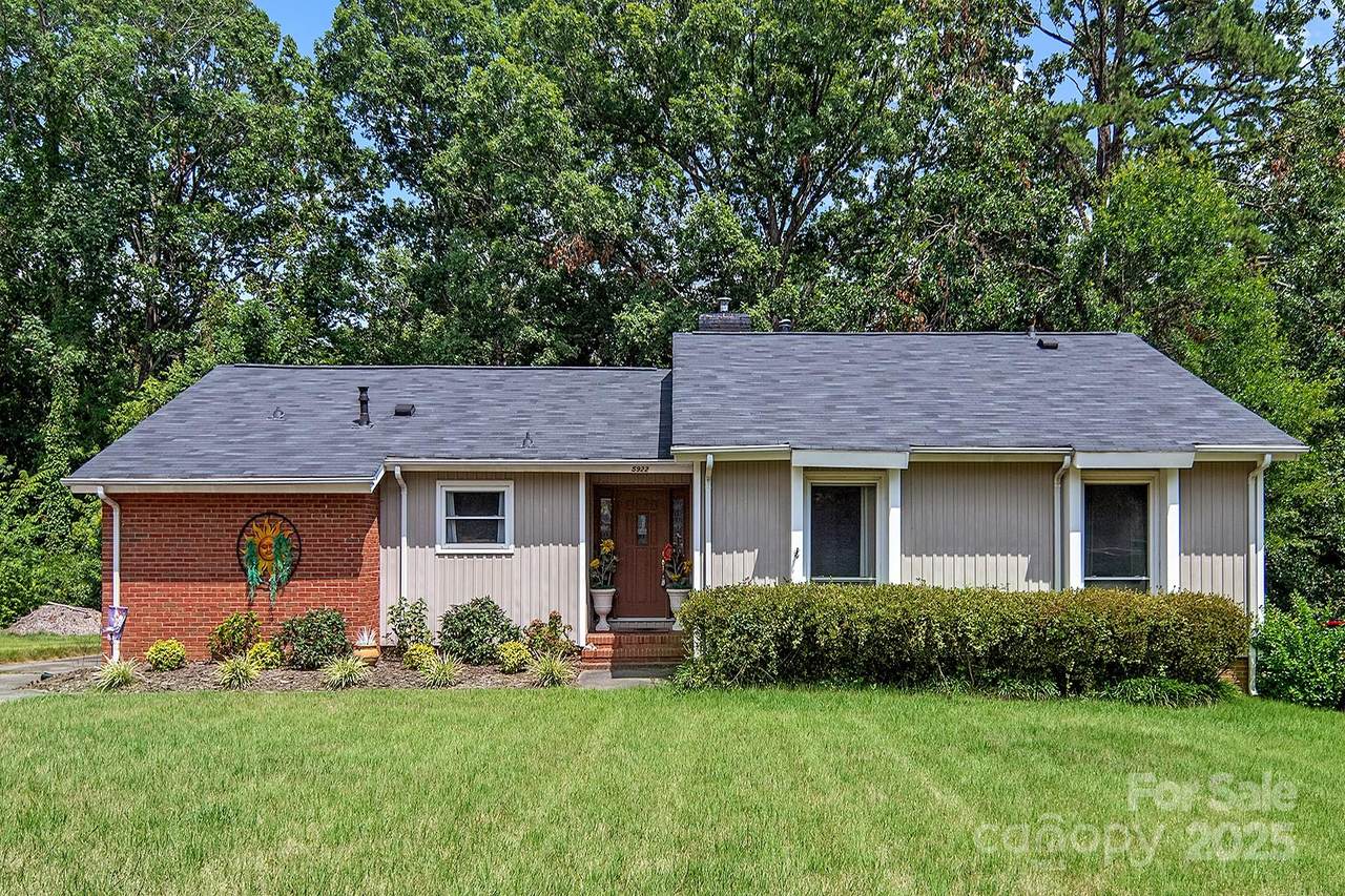 5922 Sullins Road - Photo 1