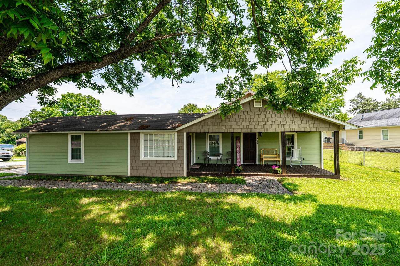 166 Duke Street - Photo 1