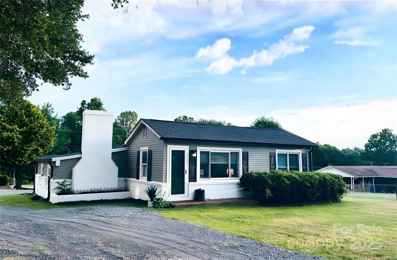 2202 16th Avenue - Photo 1