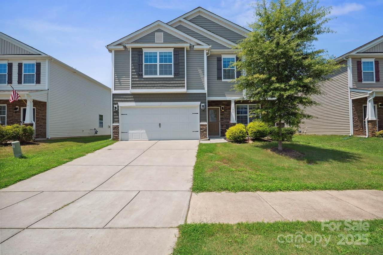 154 King William Drive - Photo 1