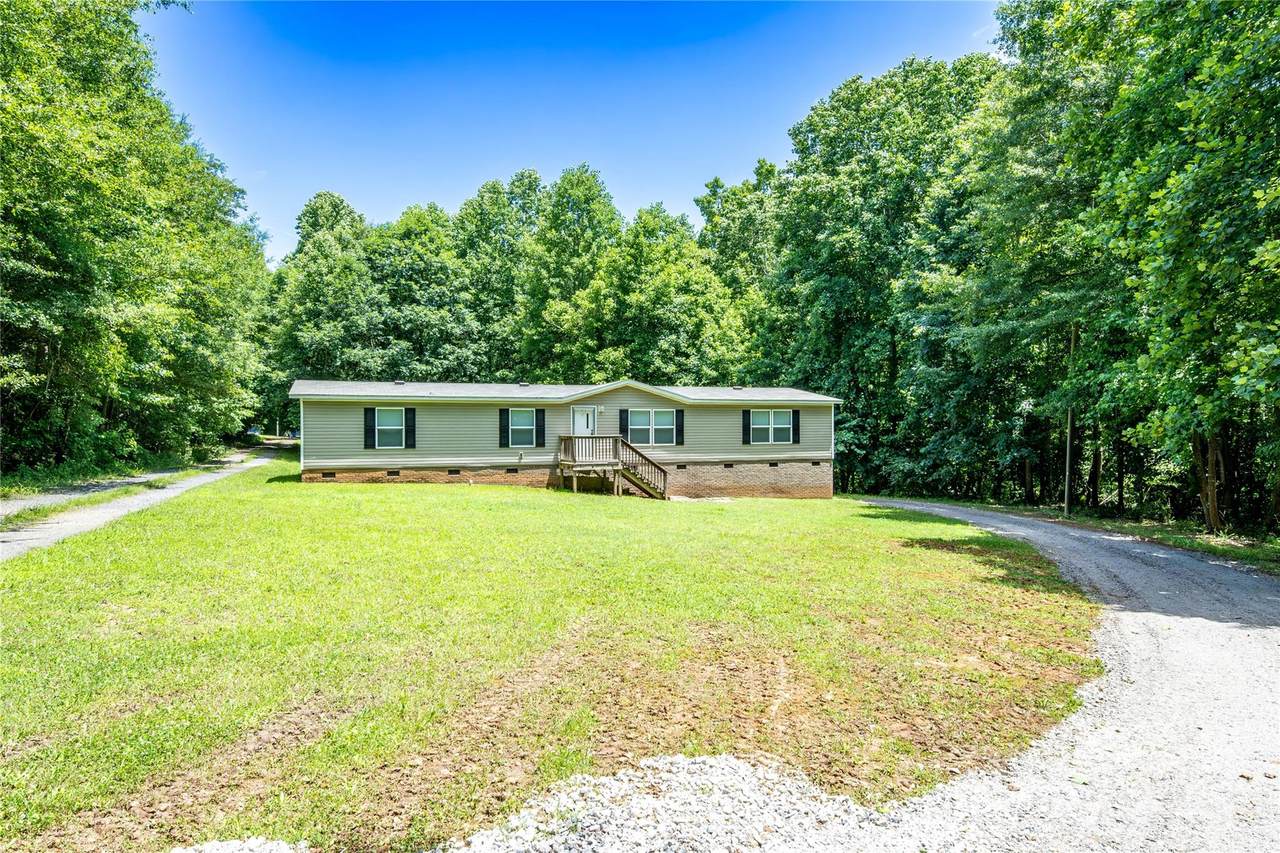 812 Acclaim Drive - Photo 1