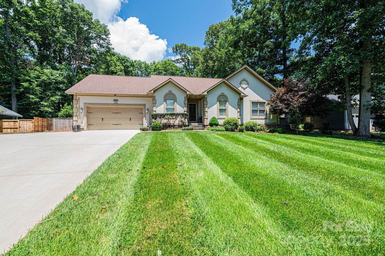 3889 Mattingly Drive - Photo 1