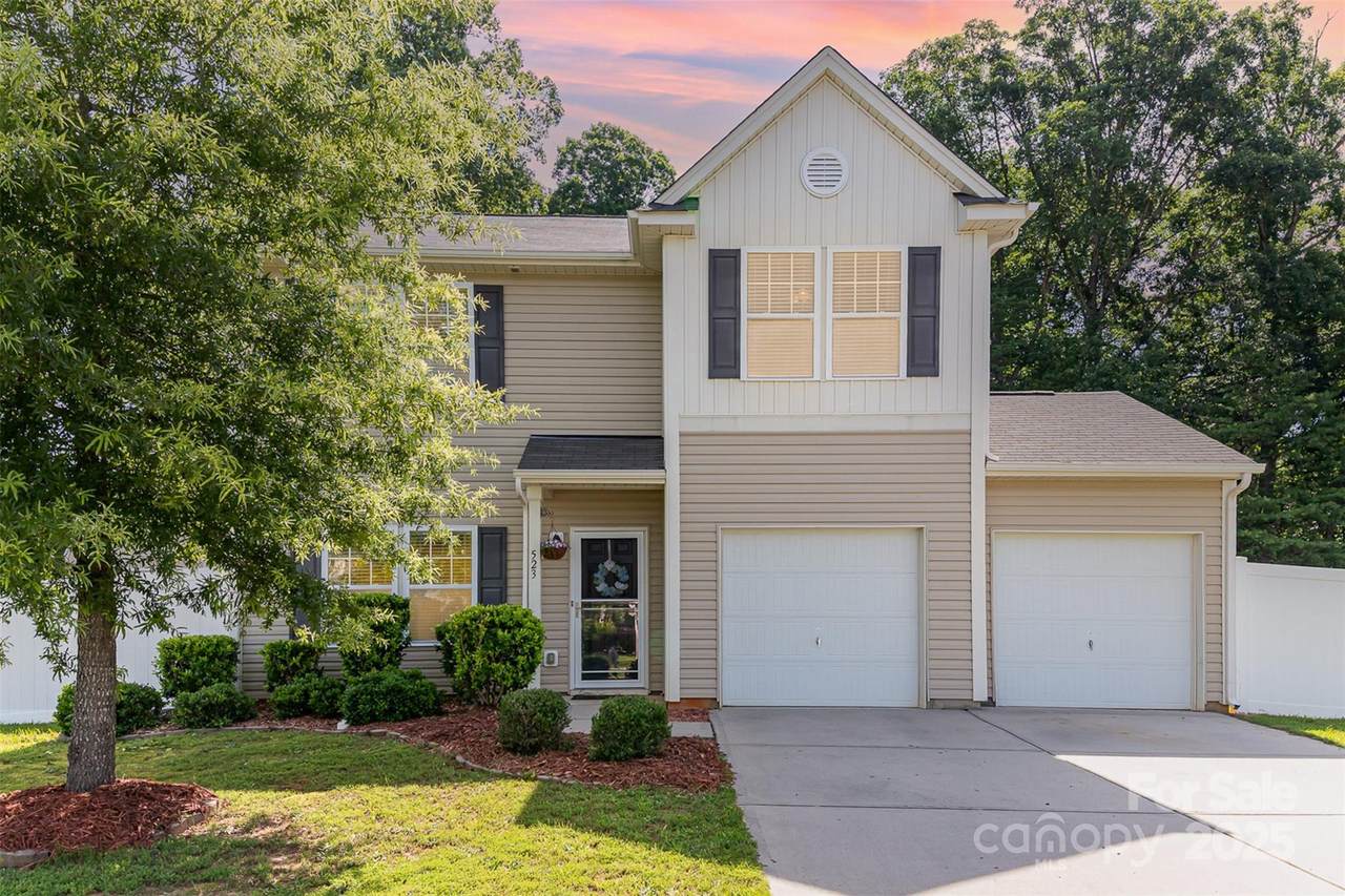 523 Smokehouse Lane - Photo 1