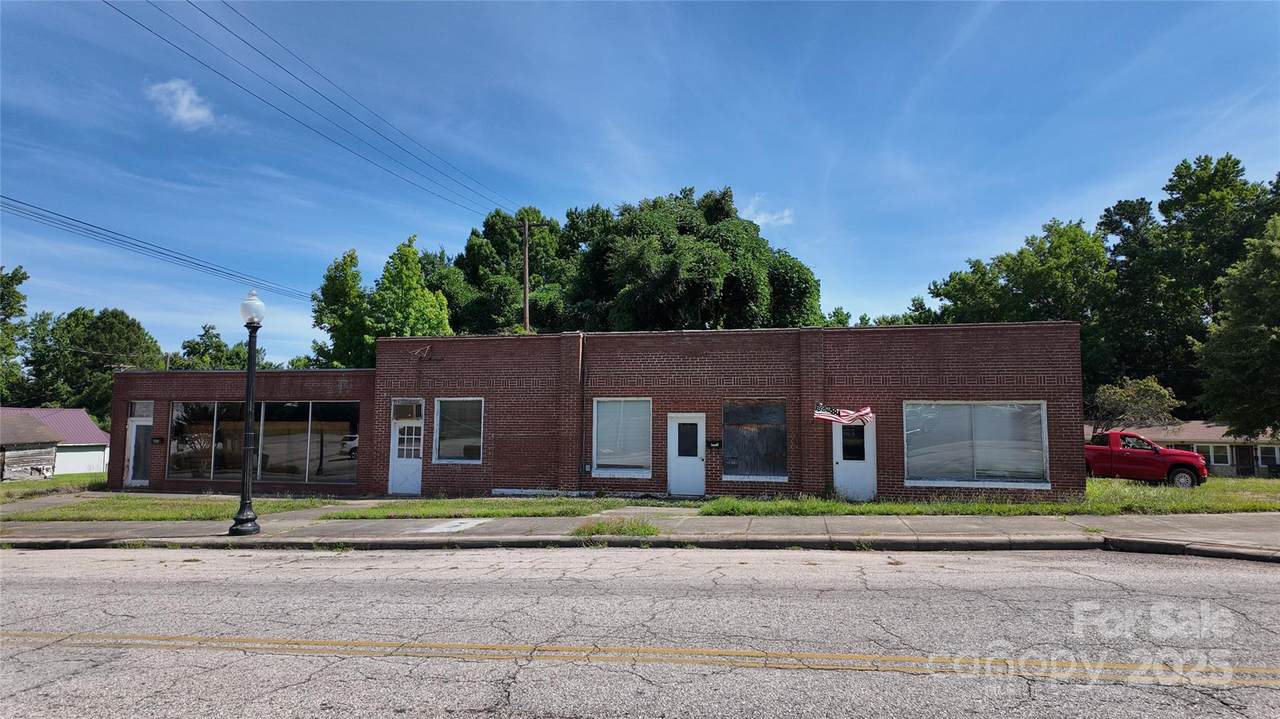 215 Dearborn Street - Photo 1