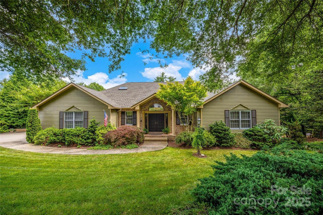 842 Rickel Drive - Photo 1