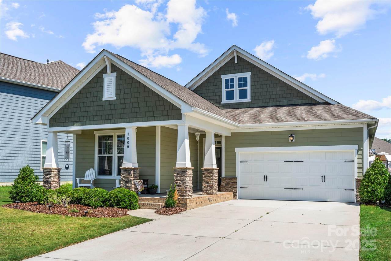 1009 Kemp Road - Photo 1