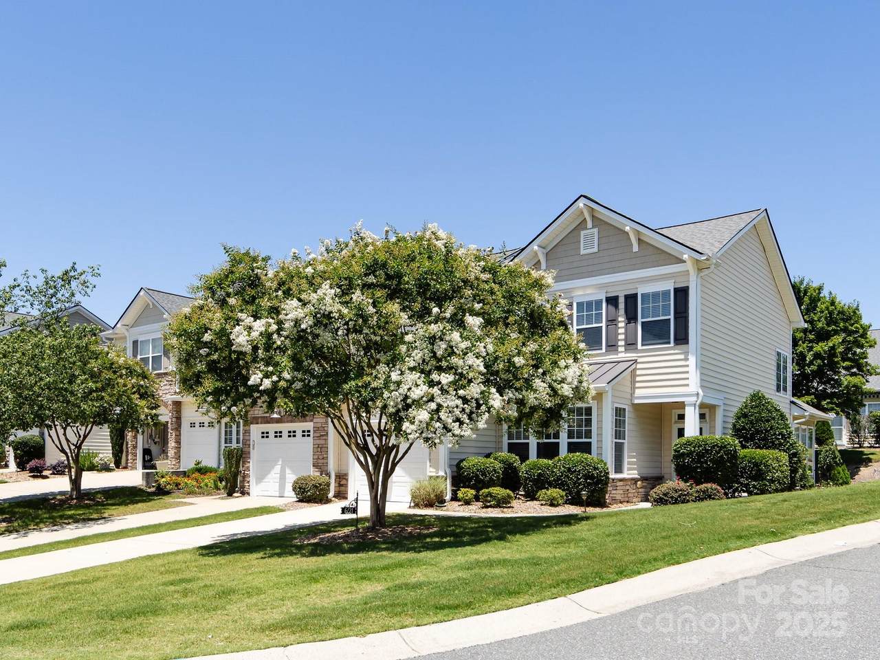 621 Pine Links Drive - Photo 1