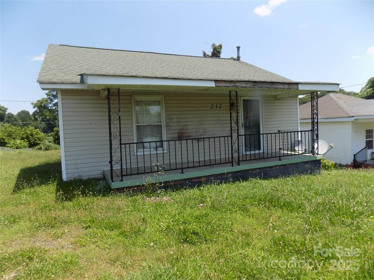 212 Huffman Road - Photo 1