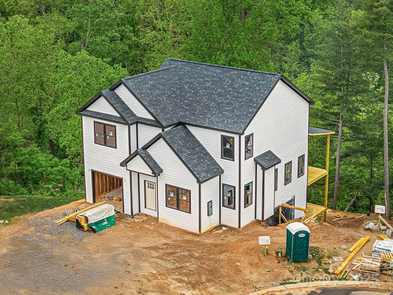920 Newport Court - Photo 1