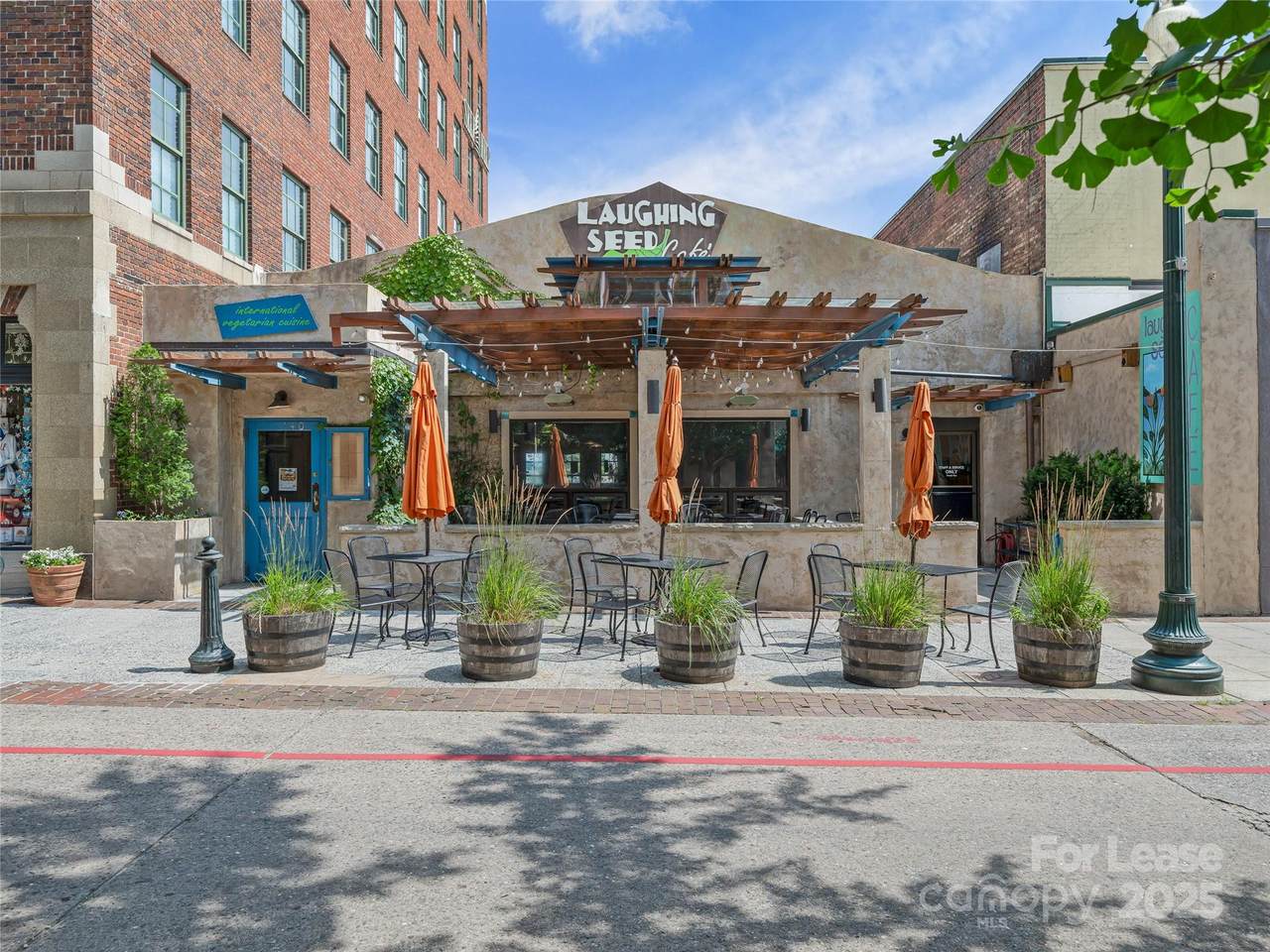 40 Wall Street - Photo 1