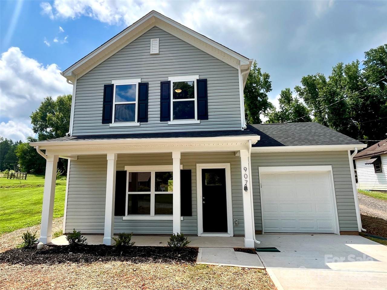 907 Georgia Avenue - Photo 1
