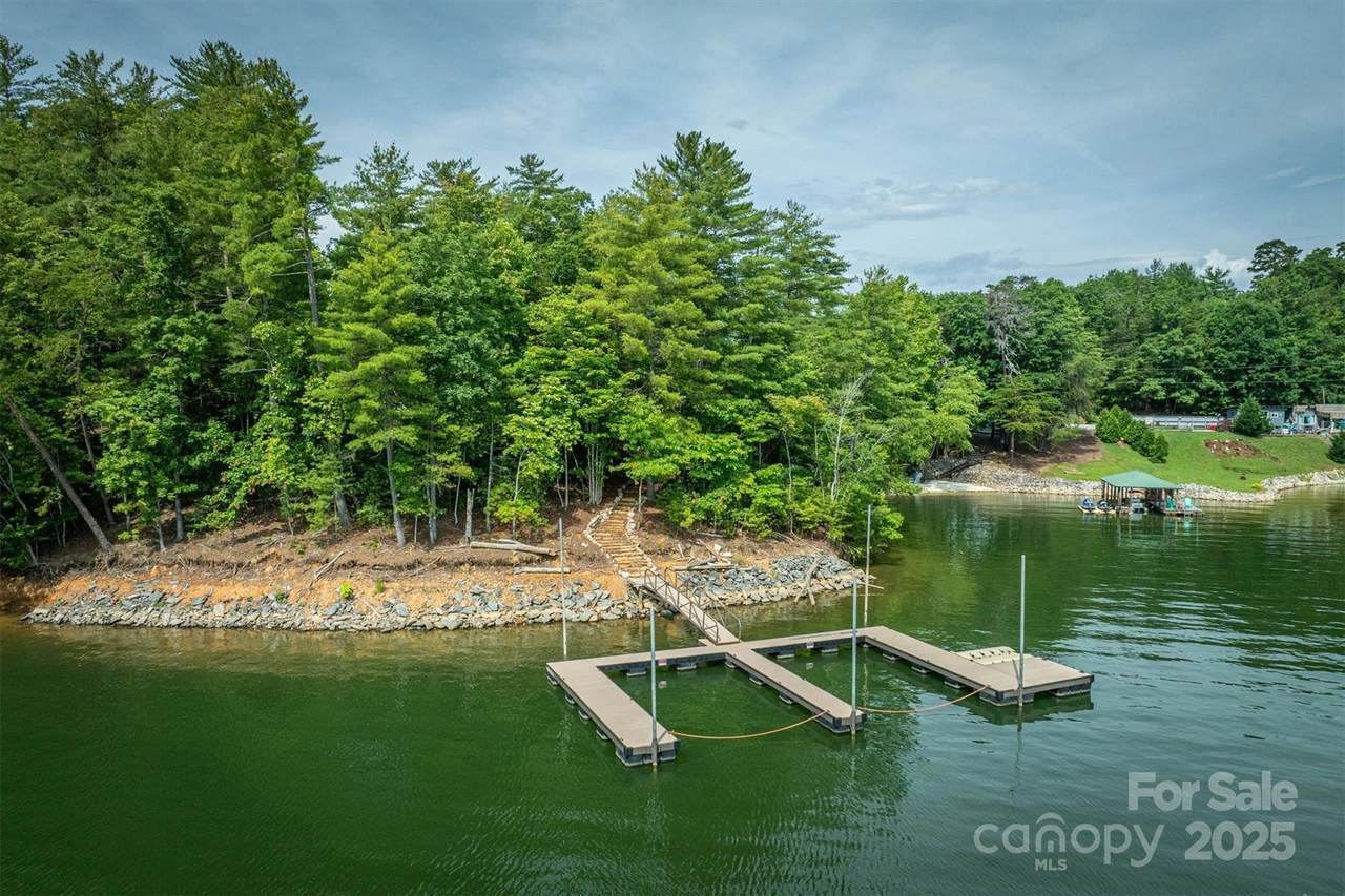 810 Marina Drive - Photo 1