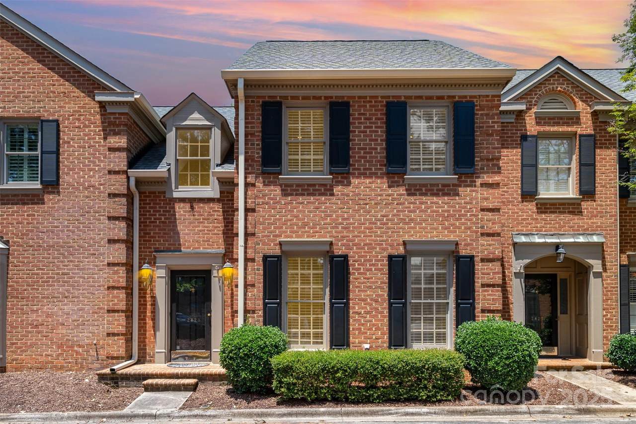2825 Sharon View Road - Photo 1