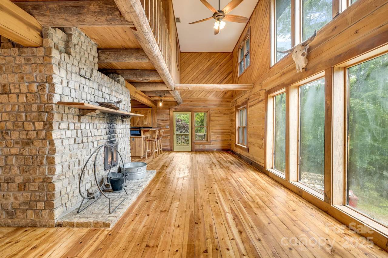 465 Youngs Gap Road - Photo 1