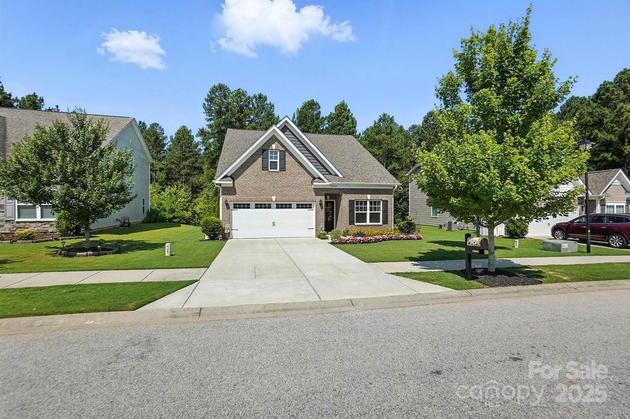 76949 Gauley Drive - Photo 1