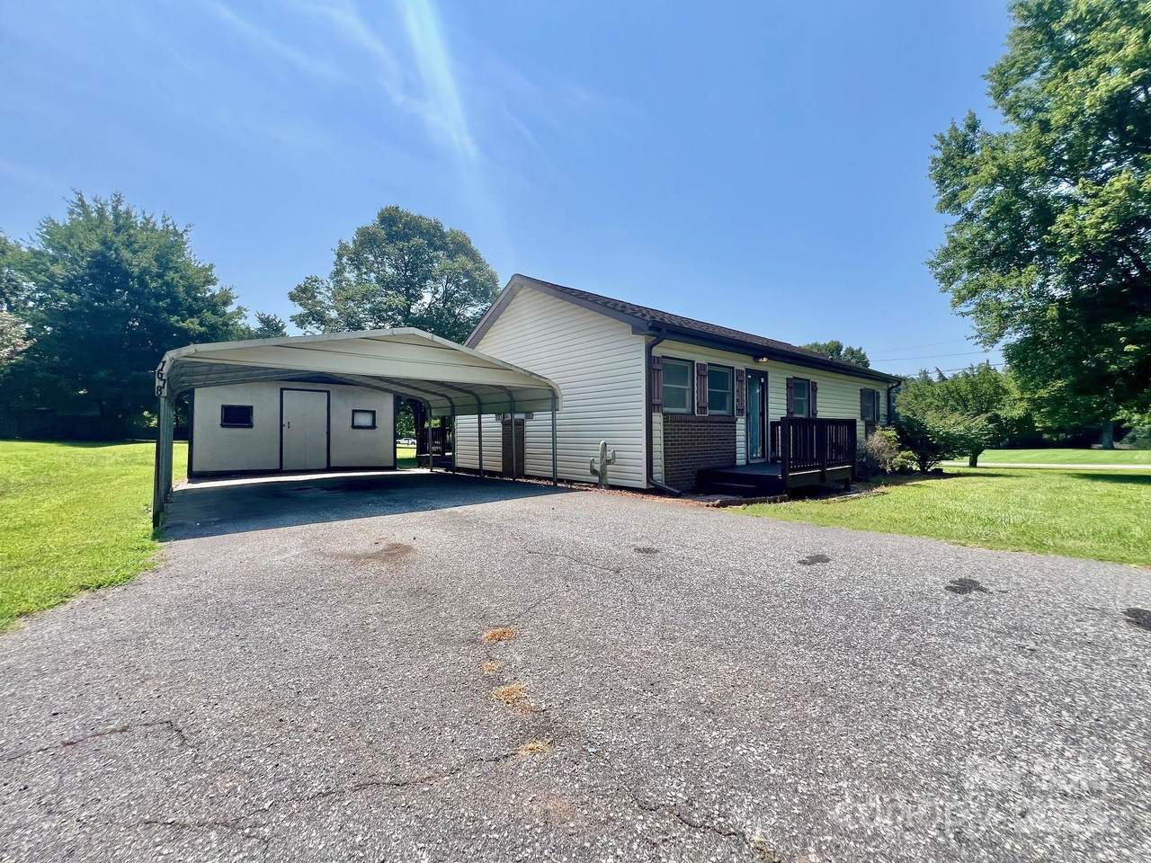 1678 Nelson Drive - Photo 1