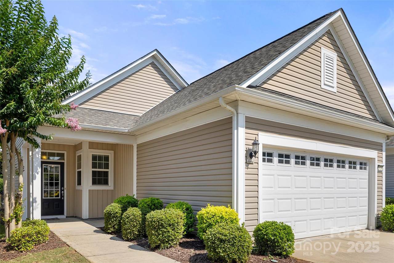 20241 Dovekie Lane - Photo 1