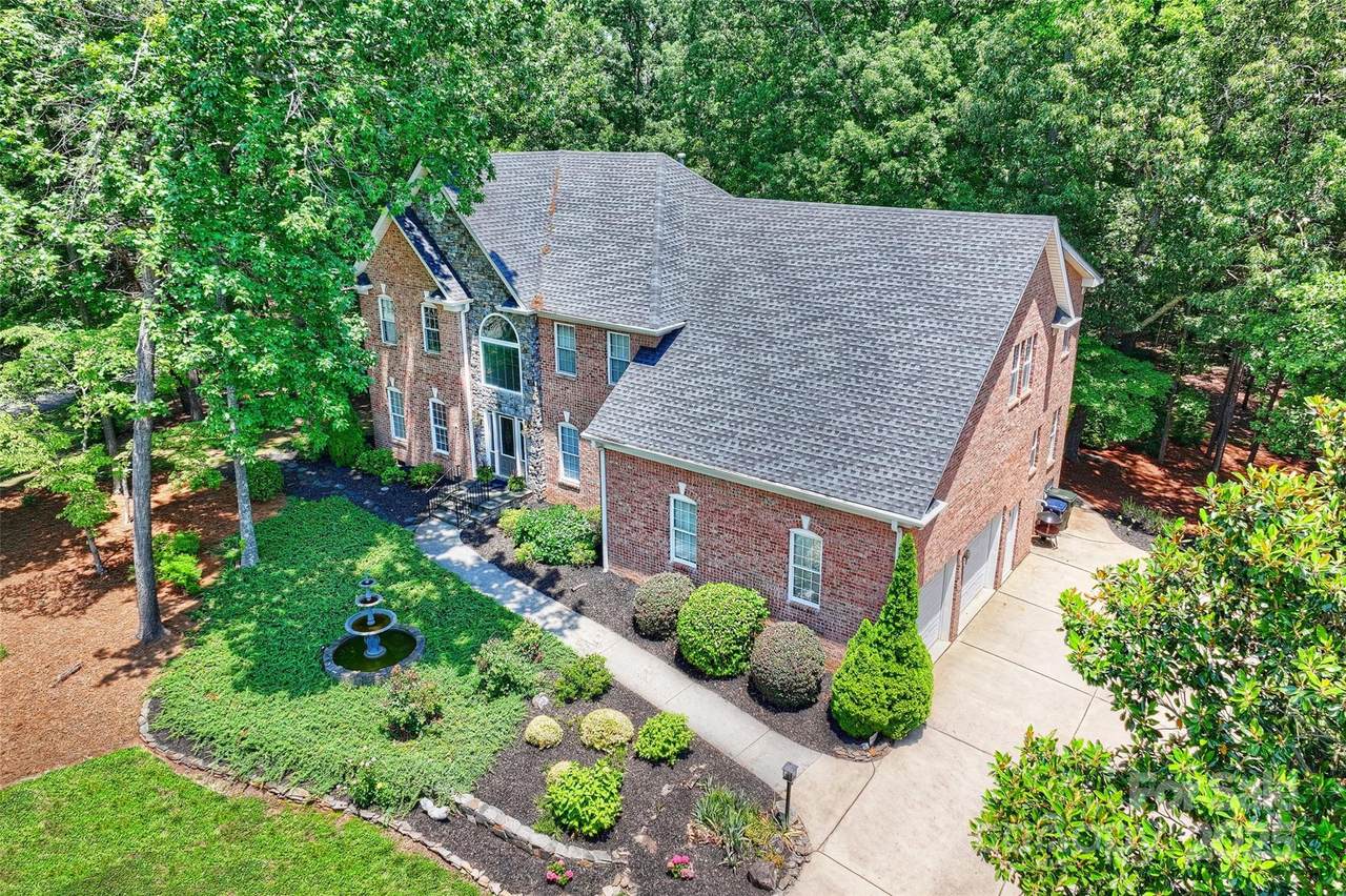 19900 Stough Farm Road - Photo 1